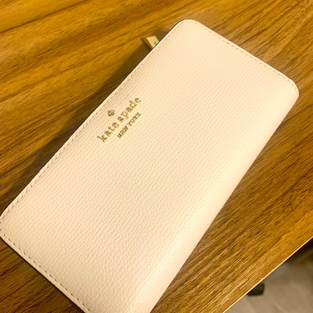 BRAND NEW- Kate Spade Wallet